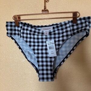 Motherhood Black and White Gingham Bottoms